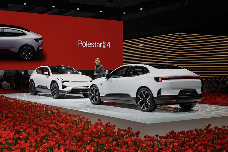 Holoplot Polestar 4 HI