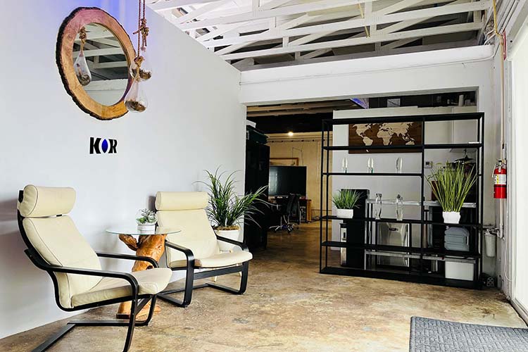KOR Atlona 1 HI