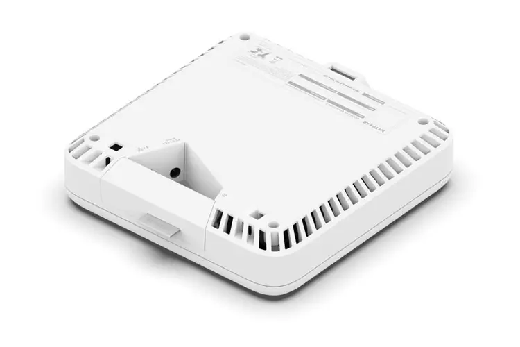 NETGEAR WBE750 4 HI