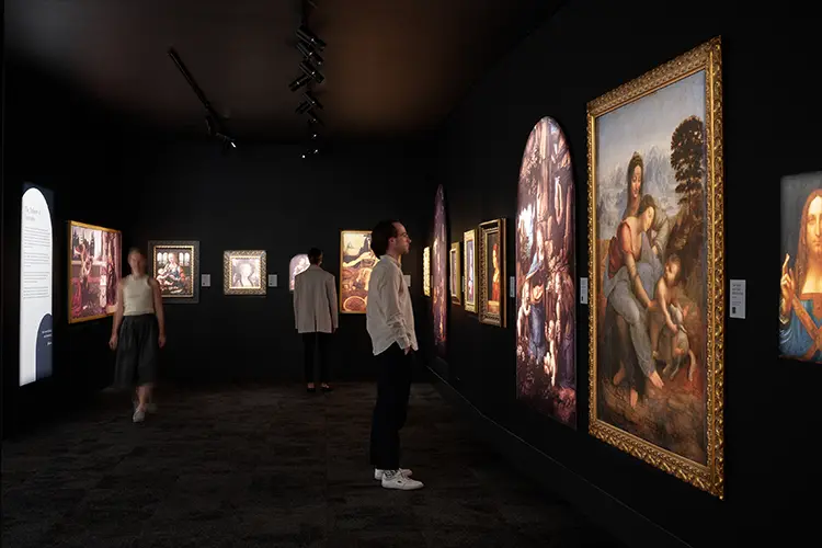 ENCIRCLED LeonardoDaVinci 3 HI
