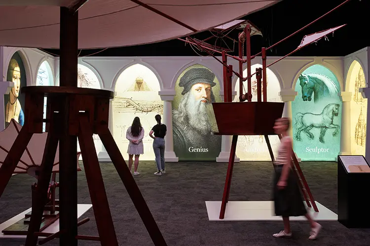 ENCIRCLED LeonardoDaVinci 9 HI