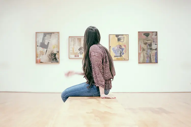 Immersive museum experience 1 HI