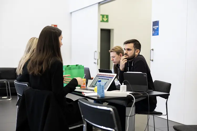 ISE Hackathon 5 HI
