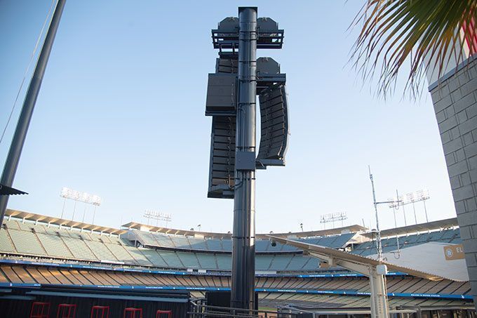 L Acoustics Dodgers Beisbol 1